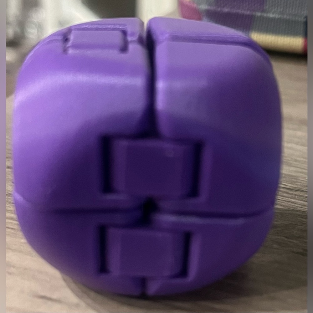 🌻 Fidget Plastic Ball Handmade 3D Printed Great for adults and kids Handmade NEW - Picture 2 of 5